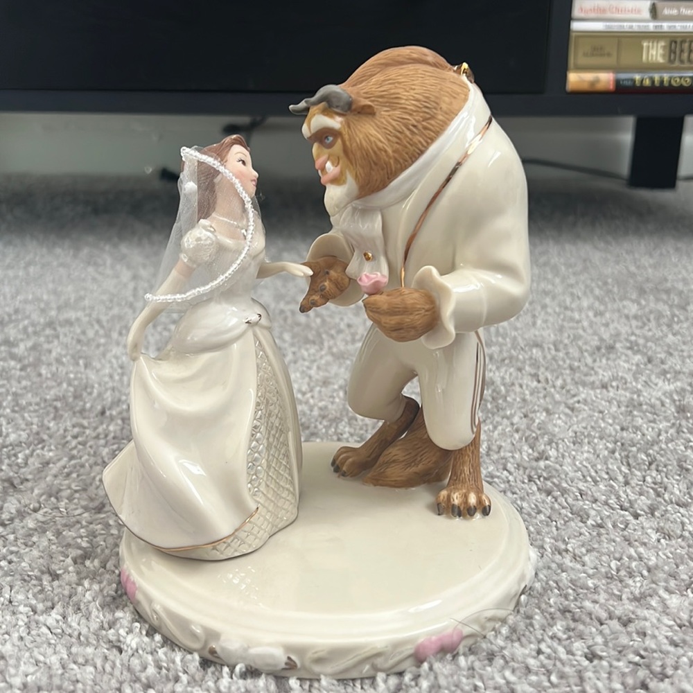 IN ORIGINAL PACKAGING Belle’s Wedding Dreams LENOX Figurine